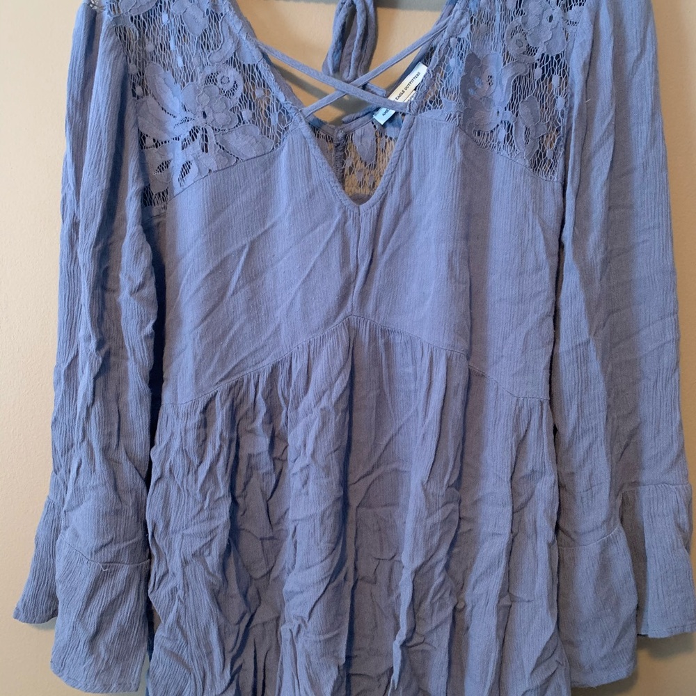 ✨cute blue AE Top ✨